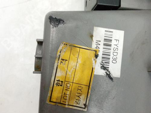 Left front window switch KIA SORENTO I (JC) 2.5 CRDi 4WD | BP29940900I27