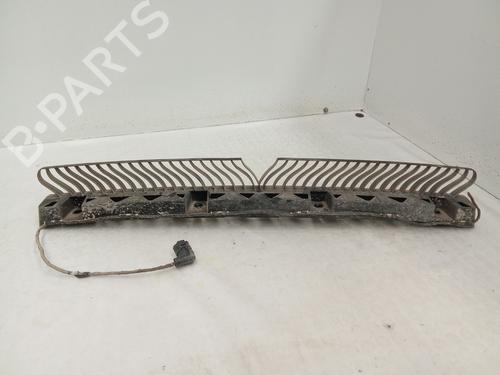 Used Rear bumper bracket Rear bumper bracket 37538057 37538057