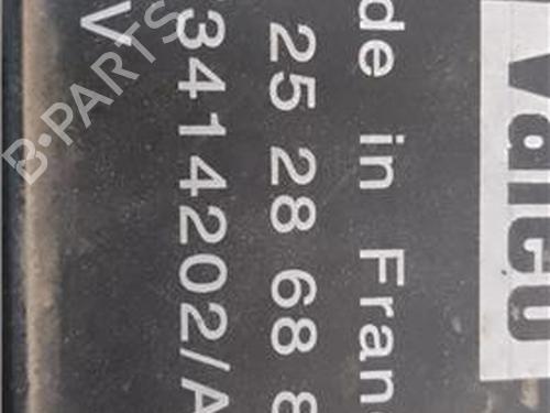 Used Electronic module PEUGEOT 306 Break (7E, N3, N5) 1.9 D (69 hp) 27846421