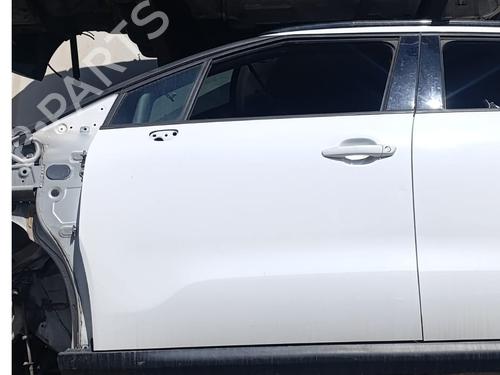 Used Left front door Left front door CITROËN C3 AIRCROSS II (2R_, 2C_) 1.5 BlueHDi 100 (2CYHYJ) (102 hp) 33240088 33240088