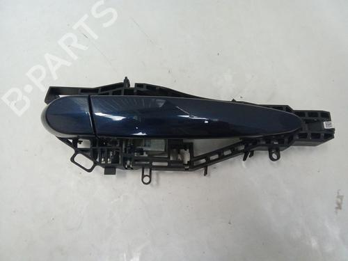 front-right-exterior-door-handle-bmw-3-f30-f80-2011-2012-2013-2014-2015-2016-2017-2018-33334655 main image