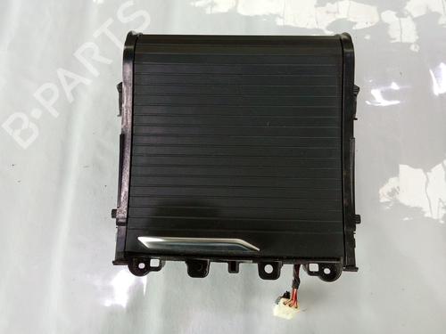 Used Cup/Object holder BMW X3 (G01, F97, G08) xDrive 20 d (190 hp) 29526353