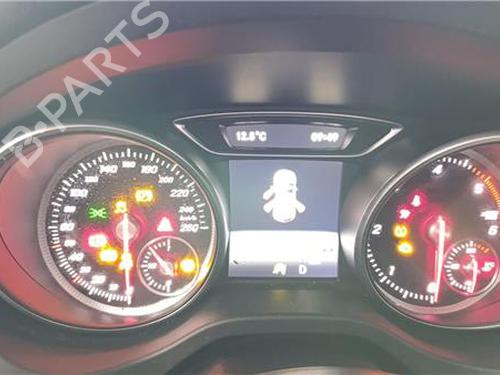 Kombinert Instrument MERCEDES-BENZ GLA-CLASS (X156) GLA 200 CDI / d (156.908) (136 hp) 27851229