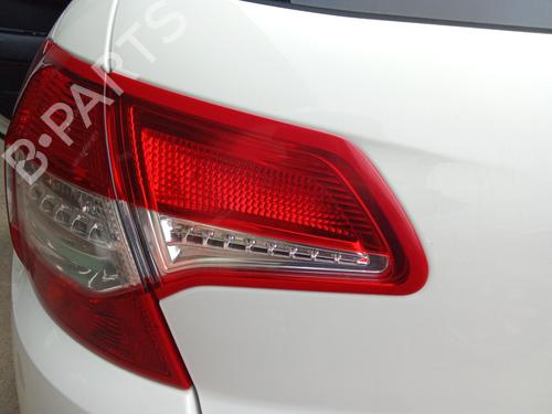 Used Left tailgate light Left tailgate light CITROËN C4 II (NC_) 1.6 HDi 90 (92 hp) 39880509 39880509