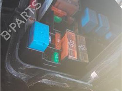 Used Fuse box Fuse box 27845692 27845692