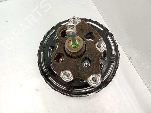 servo-brake-renault-arkana-i-lcm_-ldn_-2019-36325579 main image