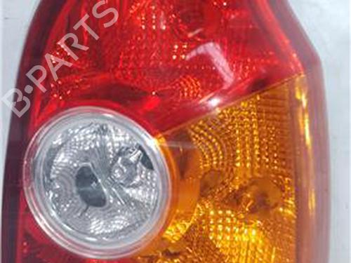 Used Right taillight HYUNDAI TERRACAN (HP) 2.9 CRDi 4WD (163 hp) 27847776