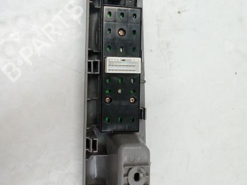Left front window switch KIA SORENTO I (JC) 2.5 CRDi 4WD | BP29940900I27