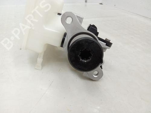 Brake master cylinder AUDI Q3 (F3B) 35 TDI | BP36694541M77 - Image 3