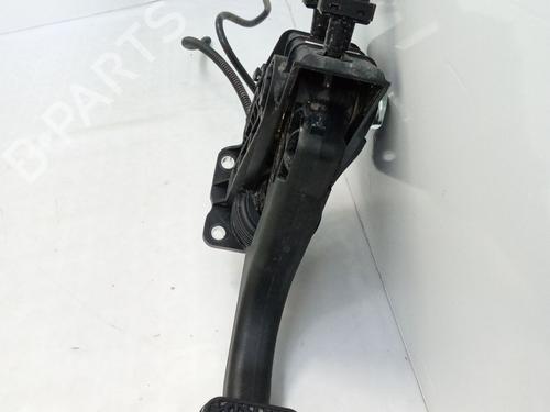 Used Clutch pedal MERCEDES-BENZ VITO Van (W447) 114 CDI 4x4 (447.601, 447.603, 447.605) (136 hp) 32137122