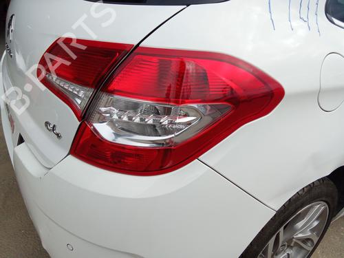 Right taillight CITROËN C4 II (NC_) 1.6 HDi 90 | BP39880506C35 - Image 2