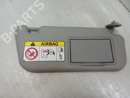 Used Right sun visor Right sun visor TOYOTA YARIS (_P13_) 1.5 Hybrid (NHP130_, NHP130) (101 hp) 40526265 40526265