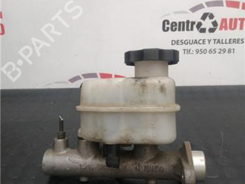 Used Brake master cylinder HYUNDAI ELANTRA III (XD) 2.0 (141 hp) 27852935