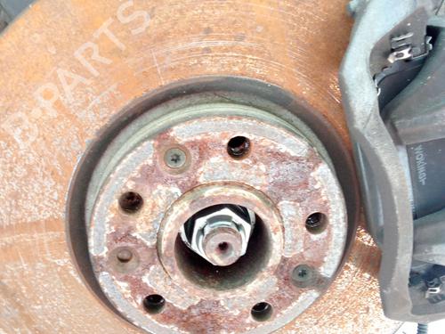 Used Right front steering knuckle Right front steering knuckle PEUGEOT 3008 II SUV (MC_, MR_, MJ_, M4_) 1.5 BlueHDi 130 (131 hp) 32719842 32719842