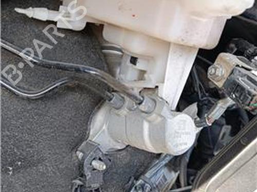 Brake master cylinder CITROËN C5 AIRCROSS (A_) 1.5 BlueHDi 130 (ACYHZJ, ACYHZR) 821372