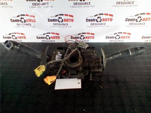 Used Switch RENAULT CLIO II Hatchback Van (SB0/1/2_) 1.9 D (SB0E) (64 hp) 27842102