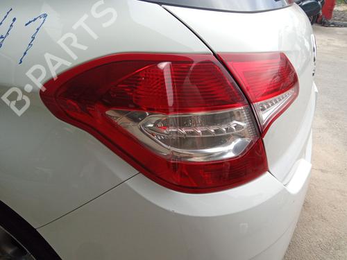 Left taillight CITROËN C4 II (NC_) 1.6 HDi 90 | BP39880507C34 - Image 2