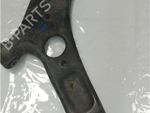 Højre fortil bærearm HYUNDAI VELOSTER (FS) 1.6 GDI (140 hp) 27848917