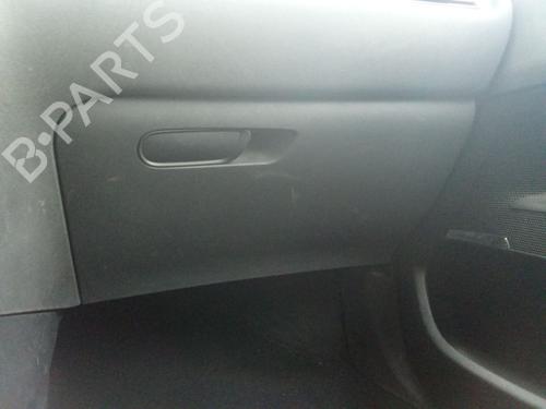 Handskerum Handskerum CITROËN C4 II (NC_) 1.6 HDi 90 (92 hp) 39880522 39880522