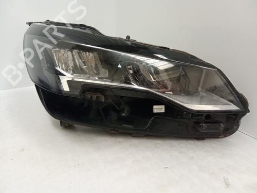 Used Right headlight Right headlight PEUGEOT 3008 II SUV (MC_, MR_, MJ_, M4_) 1.5 BlueHDi 130 (131 hp) 32703288 32703288