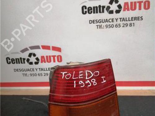 Used Left taillight SEAT TOLEDO I (1L2) 1.6 i (73 hp) 27841338