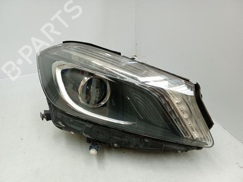 Used Right headlight Right headlight MERCEDES-BENZ A-CLASS (W176) A 200 CDI / d (176.008) (136 hp) 32212435 32212435
