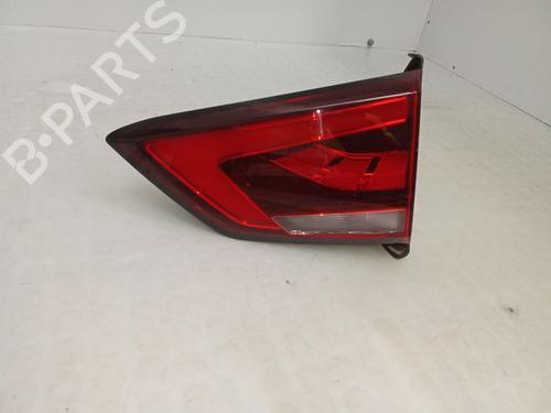 right-tailgate-light-mg-mg-zs-suv-azs1-2017-32750864 main image