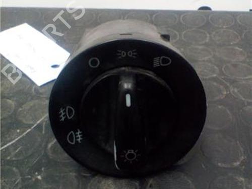 Commutateur VW PASSAT B5 (3B2) 1.6 (101 hp) 27841405