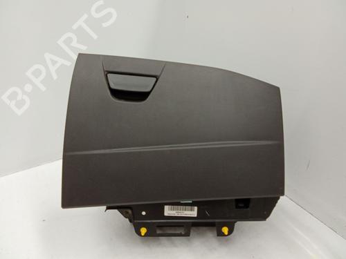 Used Glove box Glove box 38045728 38045728