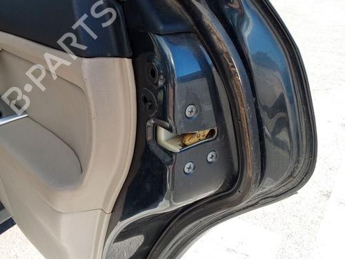 Højre bagtil lås Højre bagtil lås SUBARU LEGACY IV Estate (BP) 2.0 D AWD (BPD) (150 hp) 33208463 33208463