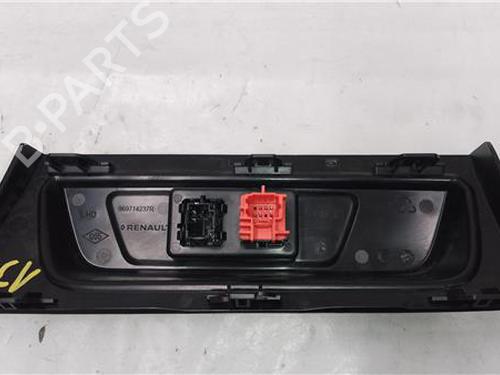 Switch DACIA SANDERO III 1.0 TCe 90 | BP27848590I30 