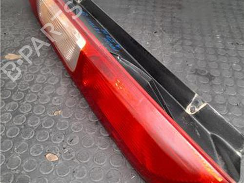 Feu arrière gauche FORD FOCUS I Saloon (DFW) 1.8 TDCi (115 hp) 27843768