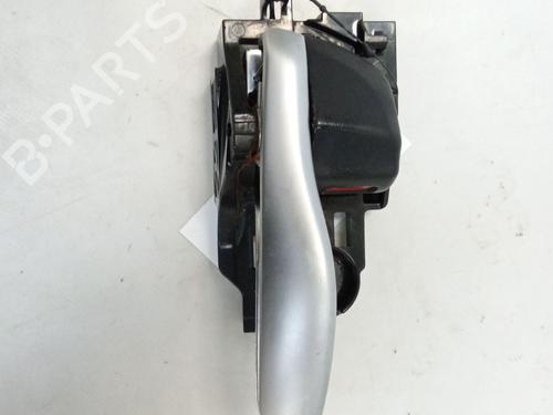 front-left-interior-door-handle-toyota-c-hr-_x1_-2016-31878398 main image