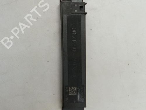 Antenne/Base MERCEDES-BENZ GLE (V167) GLE 400 d 4-matic (167.123) (330 hp) 31878290