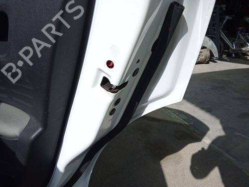 Used Rear right lock Rear right lock CITROËN C4 CACTUS 1.5 BlueHDi 100 (102 hp) 39880537 39880537