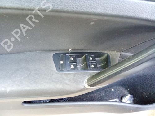 left-front-window-switch-vw-golf-vii-variant-ba5-bv5-2013-2014-2015-2016-2017-2018-2019-2020-2021-2022-36357496 main image