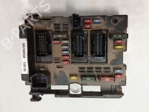 Used Fuse box CITROËN C5 I (DC_) 2.0 HDi (DCRHZB, DCRHZE) (109 hp) 30460926