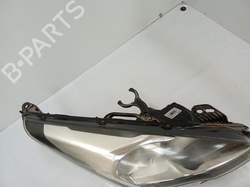 Right headlight PEUGEOT 3008 II SUV (MC_, MR_, MJ_, M4_) 1.6 BlueHDi 115 (MCBHXW, MCBHYB) | BP29808985C29 