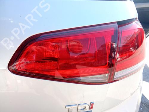 right-tailgate-light-vw-golf-vii-variant-ba5-bv5-2013-2014-2015-2016-2017-2018-2019-2020-2021-2022-36460426 main image