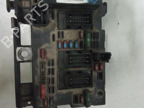Used Fuse box PEUGEOT 307 (3A/C) 2.0 HDi 90 (90 hp) 31066835