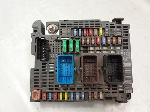 fuse-box-peugeot-508-i-8d_-2010-2011-2012-2013-2014-2015-2016-2017-2018-39134532 main image