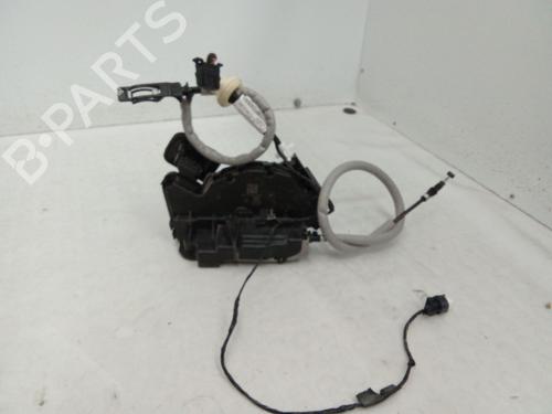 front-right-lock-vw-golf-viii-variant-cg5-db5-2020-37537986 main image