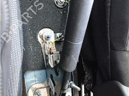 Used Hand brake CITROËN C3 III (SX) 1.2 VTi 82 (82 hp) 27851678
