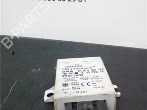 Used Fuse box BMW 3 (E46) 318 d (116 hp) 27853951