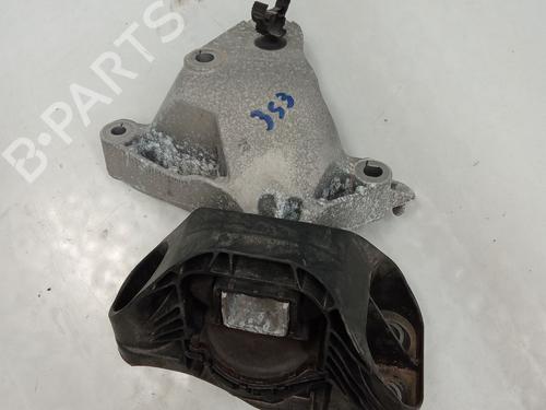 engine-mount-dacia-duster-hm_-2017-32059026 main image