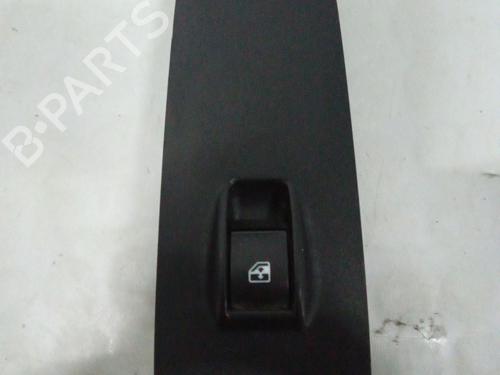 Used Right front window switch PEUGEOT BOXER Van [2006-2025]  31045307