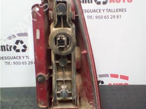 Achterlicht links FORD FOCUS I (DAW, DBW) 1.4 16V | BP27841489C34 