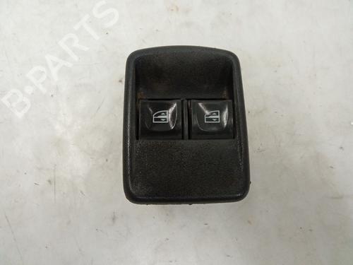 Used Left front window switch Left front window switch DACIA DOKKER Box Body/MPV 1.5 Blue dCi 95 (FEJL) (95 hp) 40040945 40040945