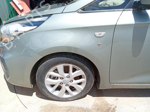 left-front-fenders-kia-carens-iv-2013-35721104 main image