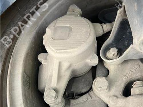 Used Left front brake caliper MERCEDES-BENZ C-CLASS Coupe (C204) C 220 CDI (204.302) (170 hp) 27846493
